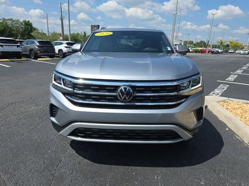 Used 2020 Volkswagen Atlas Cross Sport SE w/ Towing Package image 18