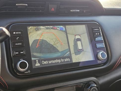 Used 2022 Nissan Kicks SR image 21