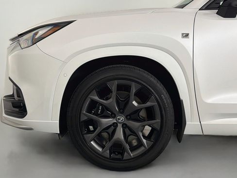 Used 2026 Lexus TX 500h AWD w/ Technology Package image 11