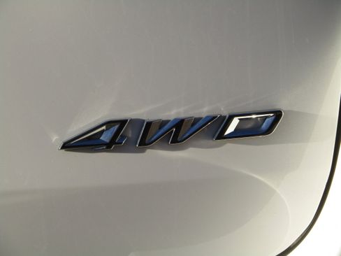 Used 2024 Ford Explorer Limited w/ Limited Technology Package image 11