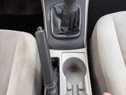 Used 2013 Toyota Corolla L image 17