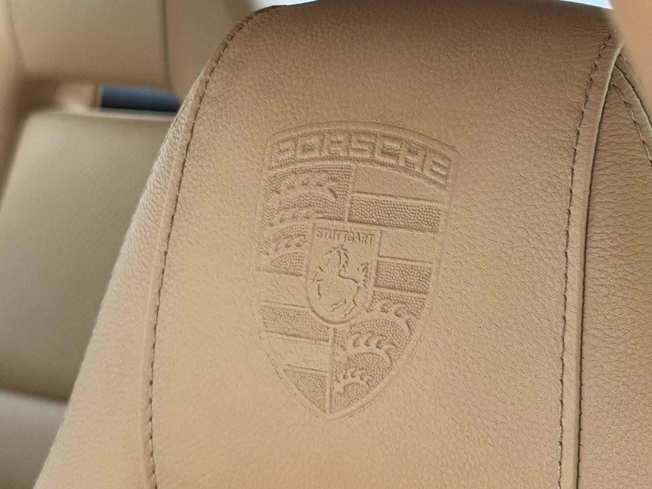 Used 2015 Porsche Panamera 4 AWD/4WD image 25