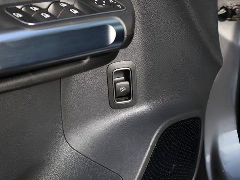 New 2026 Mercedes-Benz GLB 250 4MATIC image 26