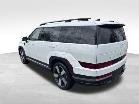 Used 2024 Hyundai Santa Fe Limited image 3