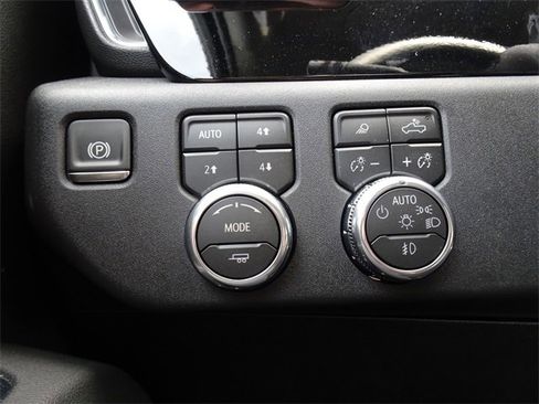 New 2026 GMC Sierra 2500 SLT w/ SLT Premium Package image 27