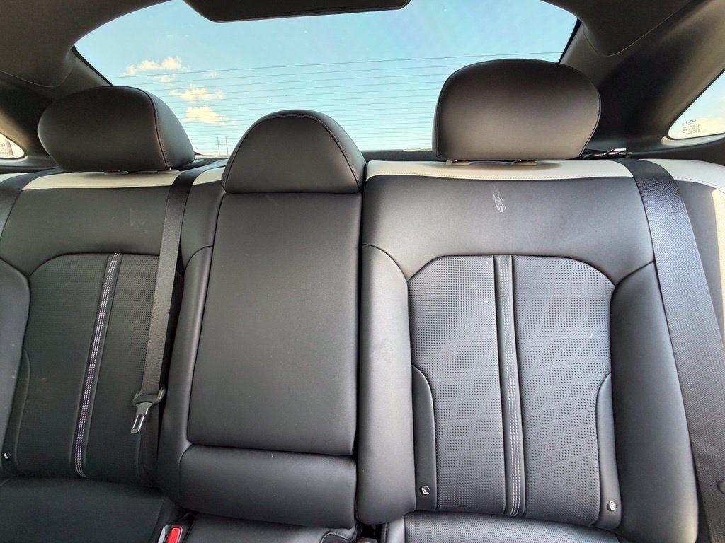 Used 2026 Kia K5 GT-Line w/ GT-Line Premium Package FWD image 9