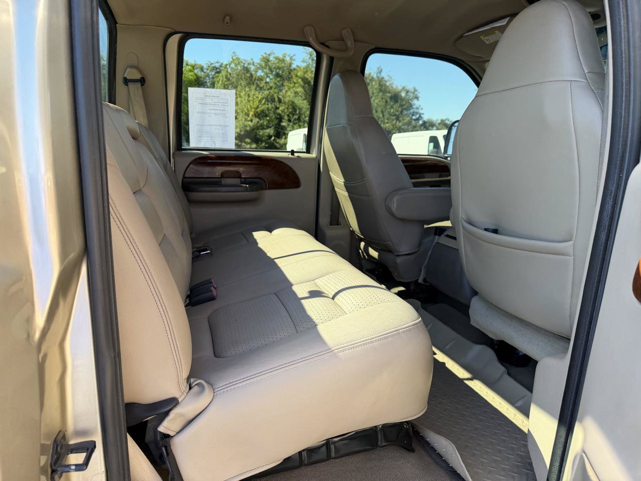 Used 2001 Ford F250 Lariat AWD/4WD image 11