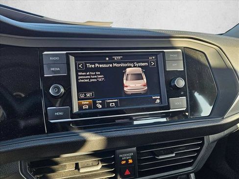 Used 2024 Volkswagen Jetta S image 12