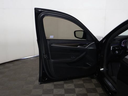 Used 2023 BMW 530i xDrive w/ Convenience Package AWD/4WD image 20