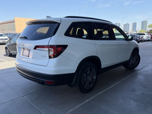 Used 2022 Honda Pilot Sport image 4