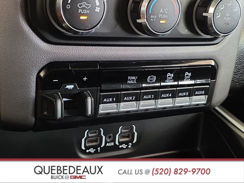 Used 2021 RAM 2500 Big Horn w/ Level 1 Equipment Group AWD/4WD image 17