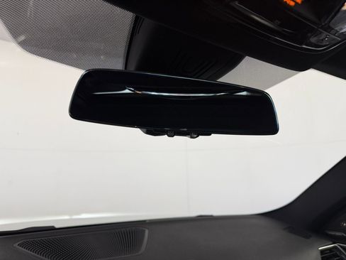 Used 2023 BMW 430i Coupe w/ M Sport Package image 19