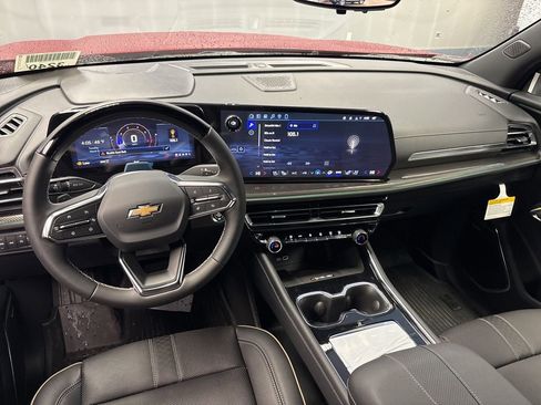 New 2026 Chevrolet Traverse High Country w/ LPO, Floor Liner Package image 25