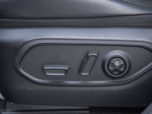 Used 2025 Jeep Grand Cherokee Altitude image 35