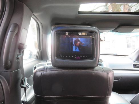 Used 2015 Ford Explorer Sport w/ Equipment Group 401A image 22