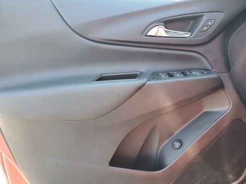 Certified 2024 Chevrolet Equinox LT w/ LPO, Floor Liner Package image 19