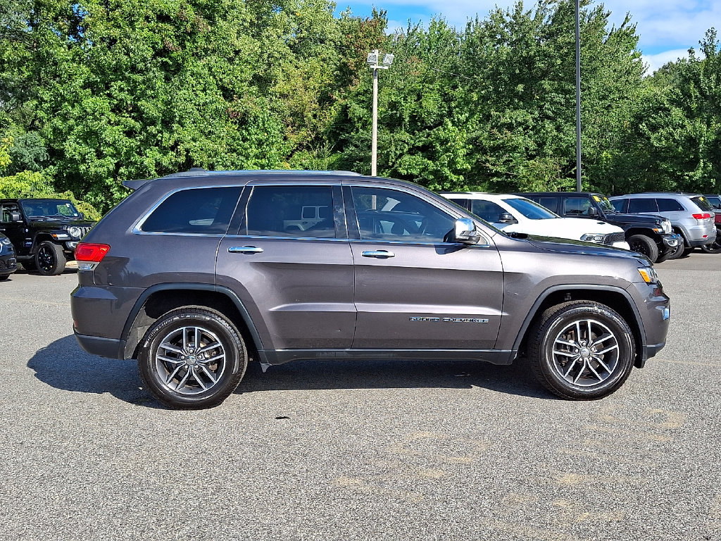 Certified 2018 Jeep Grand Cherokee Limited AWD/4WD image 7