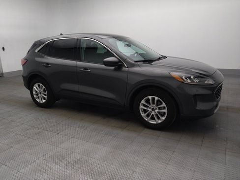 Used 2020 Ford Escape SE FWD image 11