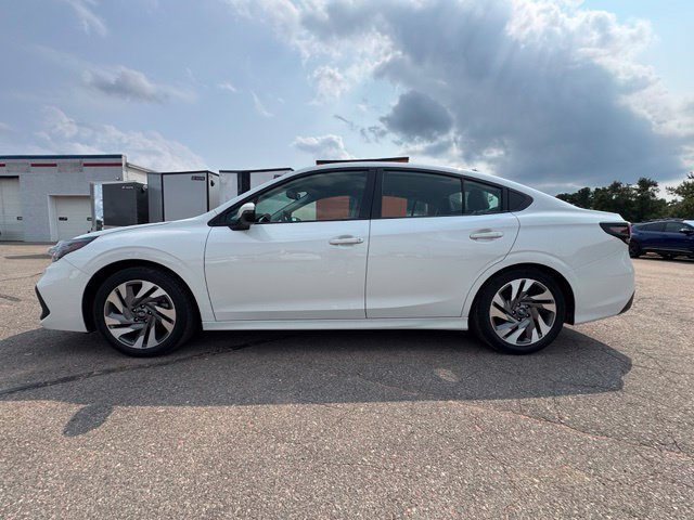 Used 2023 Subaru Legacy Limited AWD/4WD image 4