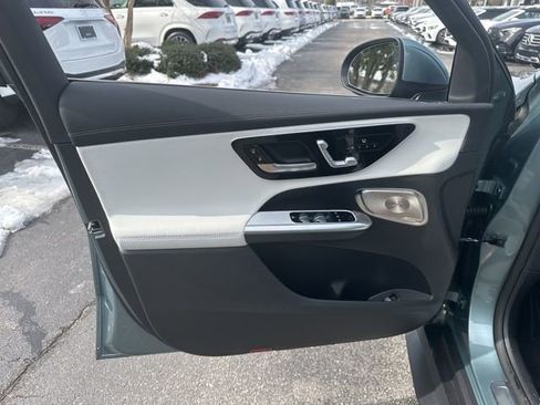 New 2026 Mercedes-Benz GLC 300 4MATIC image 19