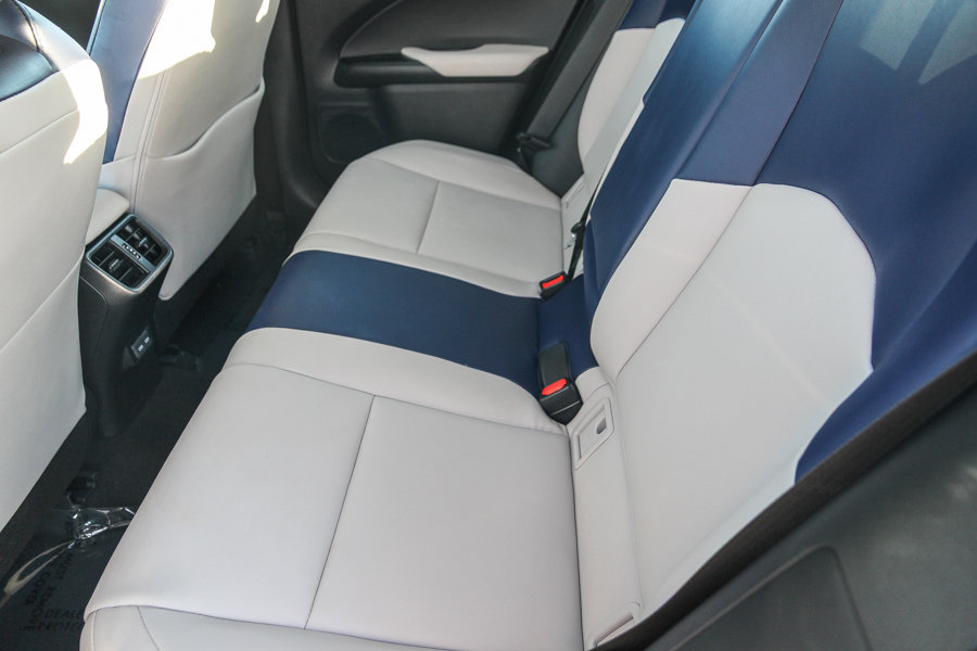 Used 2025 Lexus UX 300h FWD image 20