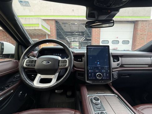 Used 2022 Ford Expedition Max Limited AWD/4WD image 22