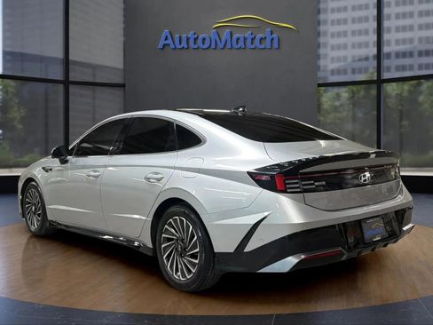 Used 2025 Hyundai Sonata Limited image 9