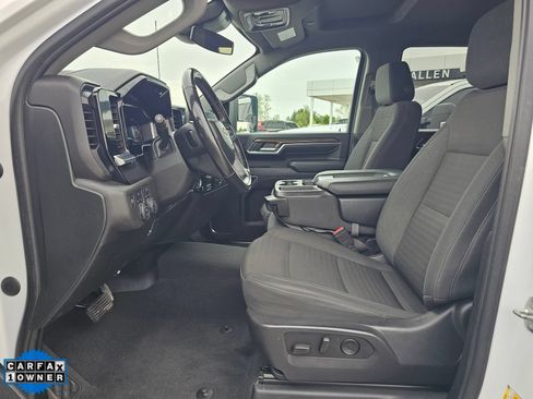 Used 2024 Chevrolet Silverado 2500 LT AWD/4WD image 14