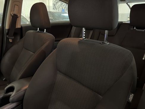 Used 2018 Honda HR-V LX image 9