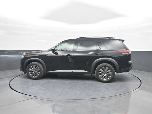Used 2025 Nissan Pathfinder SV AWD/4WD image 5