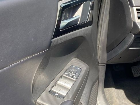 Used 2024 Mitsubishi Outlander SE AWD/4WD image 10