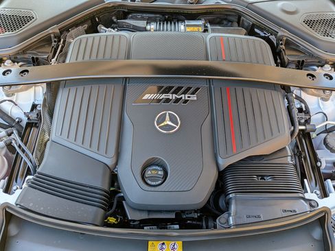 New 2026 Mercedes-Benz E 53 AMG e 4MATIC Sedan image 34