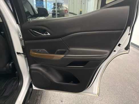 Used 2019 GMC Acadia SLE w/ Driver Alert Package I AWD/4WD image 35