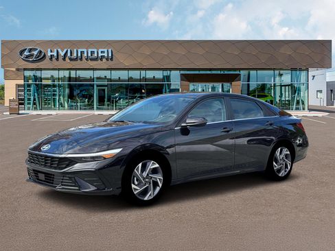New 2026 Hyundai Elantra Limited FWD image 1