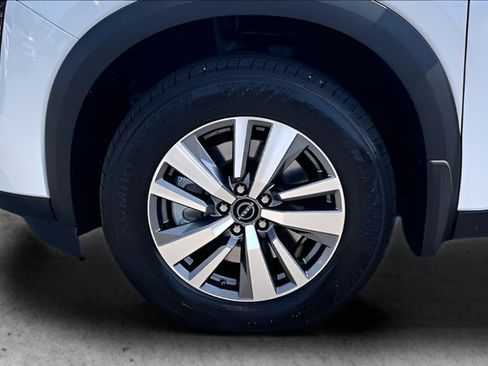 New 2026 Nissan Pathfinder SL FWD image 12