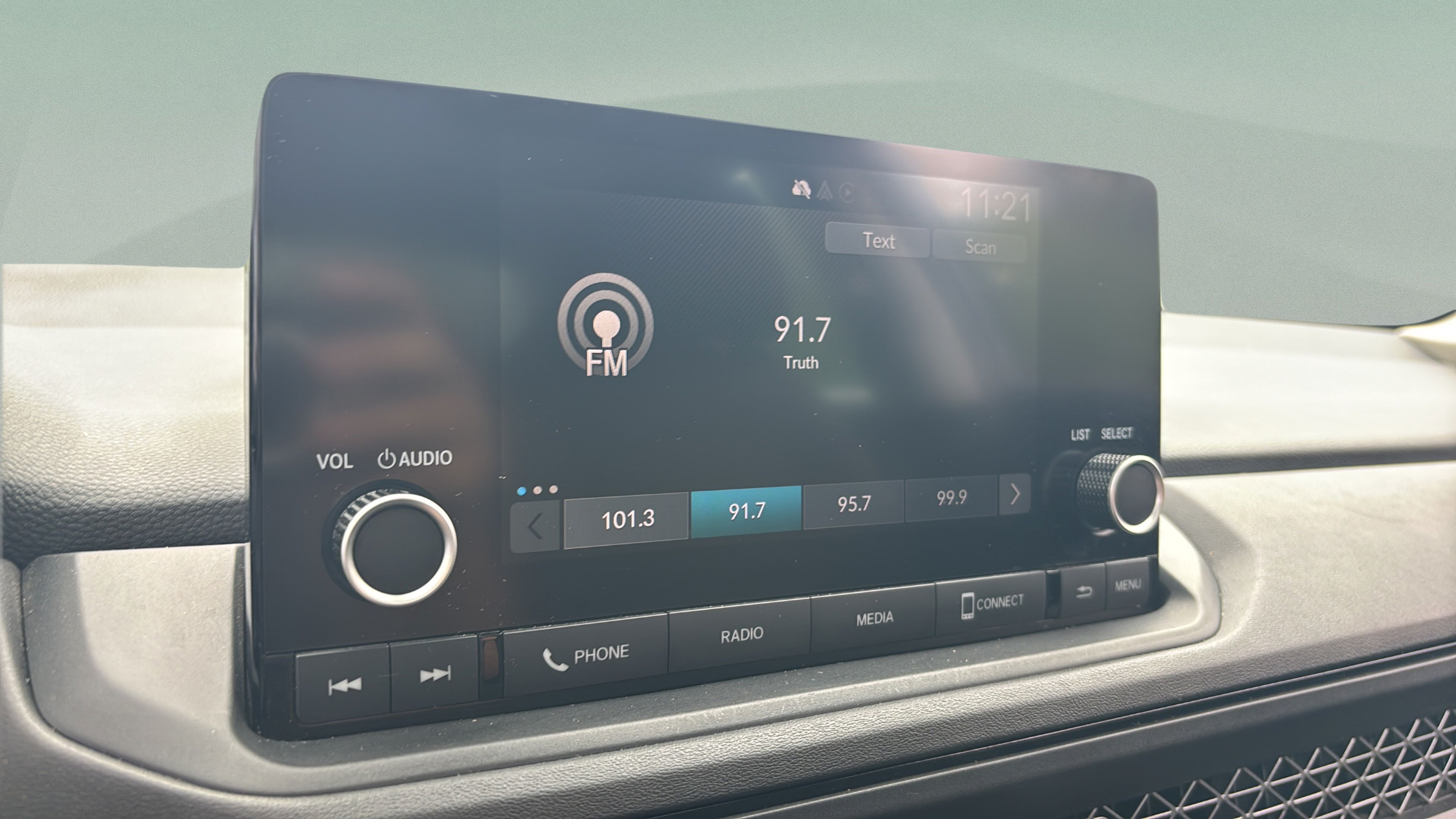 Used 2023 Honda Accord EX image 22