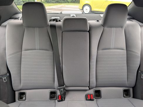 Used 2024 Toyota Corolla SE FWD image 13