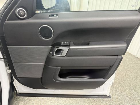 Used 2019 Land Rover Range Rover Sport HST AWD/4WD image 40