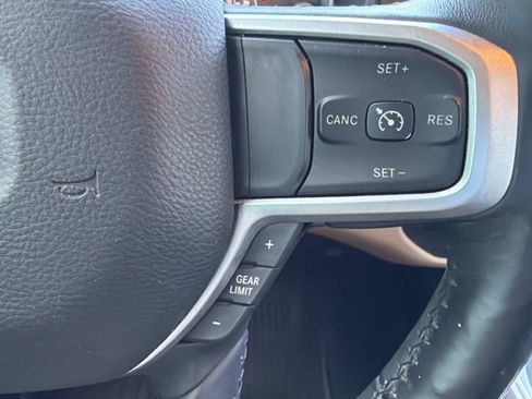 Used 2019 RAM 1500 Big Horn RWD image 29