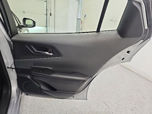 Used 2024 Toyota Prius XLE FWD image 30