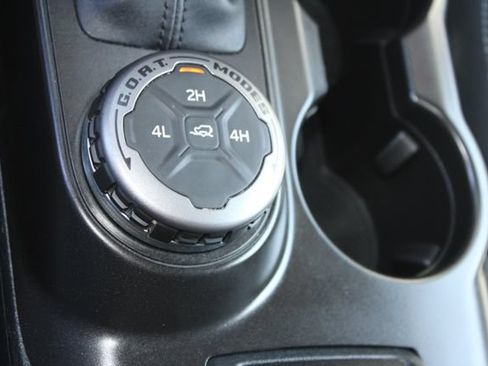 Used 2023 Ford Bronco Outer Banks AWD/4WD image 21