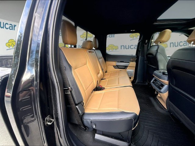 Used 2023 Ford F350 Lariat w/ Sport Appearance Package AWD/4WD image 23