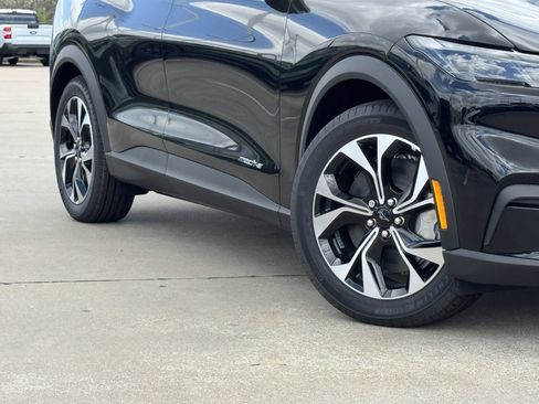 New 2026 Ford Mustang Mach-E Select image 12