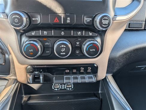 Used 2022 RAM 2500 Laramie AWD/4WD image 25