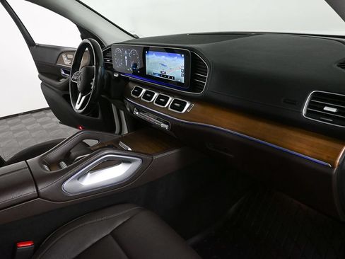 Certified 2023 Mercedes-Benz GLS 450 4MATIC image 24