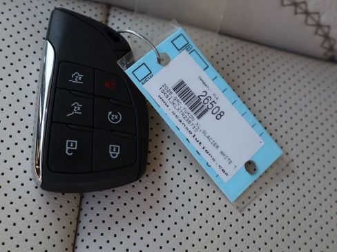 New 2026 GMC Yukon XL Denali w/ Denali Reserve Package image 29