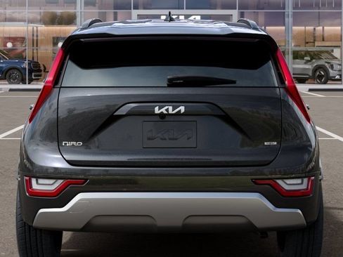New 2026 Kia Niro SX Touring FWD image 13