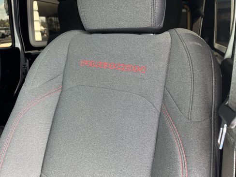 Used 2024 Jeep Wrangler Unlimited Rubicon w/ XTREMEE 35" Tire Package image 24