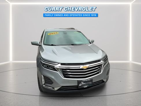 Used 2023 Chevrolet Equinox Premier AWD/4WD image 4