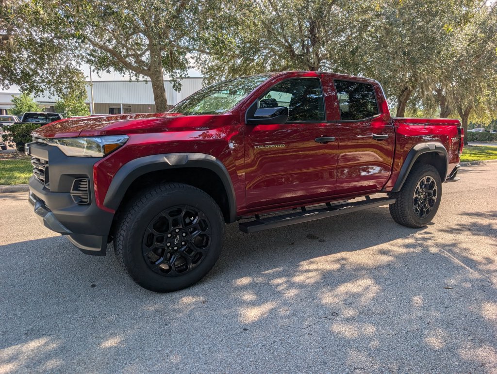 New 2026 Chevrolet Colorado Trail Boss AWD/4WD image 3